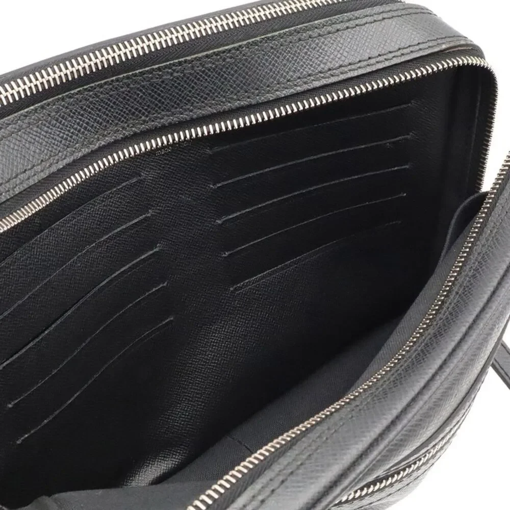 Louis Vuitton Pavel Clutch